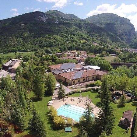 Hotel Le Grotte Genga  Esterno foto