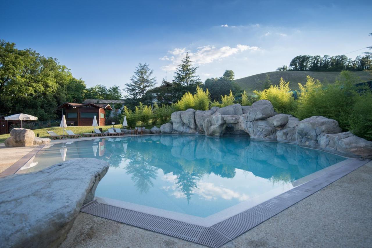 Hotel Le Grotte Genga  Esterno foto