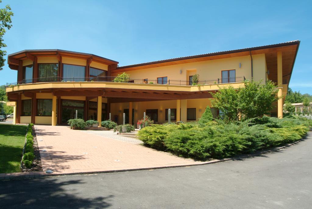 Hotel Le Grotte Genga  Esterno foto